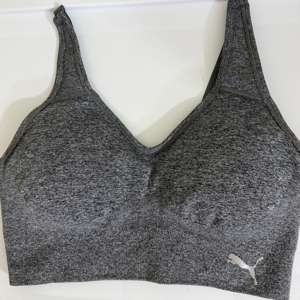 Puma Gray Heather Seamless V-Neck Sports Bra